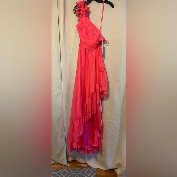 Mac Duggal 67989 NWT Ruffled One Shoulder Asymmetrical Gown - Picture 4 of 6